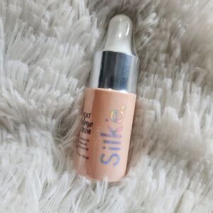 Silke heat defense serum hair oil brand new 0.33 fl oz